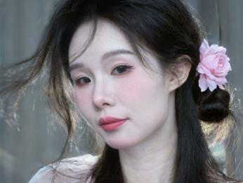 lingzi webcam model stream image