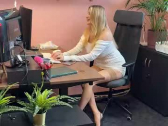 legsl0ng webcam model stream image