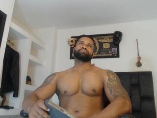Tayler Summer webcam model stream image