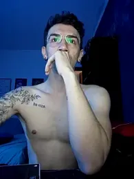 SweetGoodBoy22 webcam model stream image