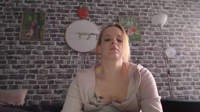 xHotmilf87x webcam cam4 model stream image