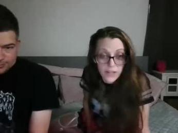 justthecouplenexdoor webcam model stream image