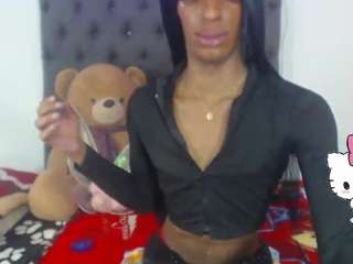 lucianadolll webcam model stream image