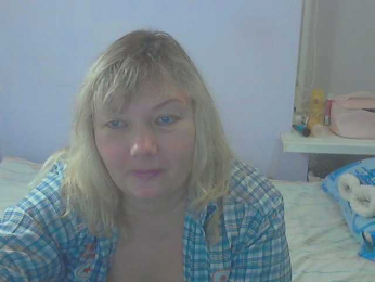 LucyAlexis webcam model stream image