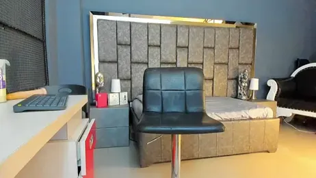 Matureyulyet webcam model stream image