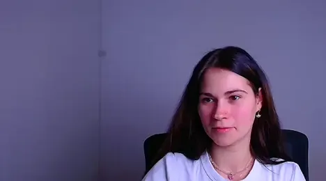 Loon_Amore webcam model stream image