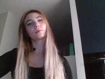 LilyHot webcam bongacams model stream image