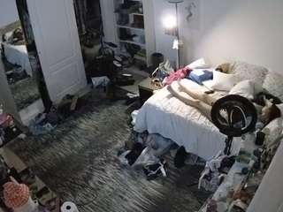 voyeurcam-hornyhostel-02 webcam model stream image