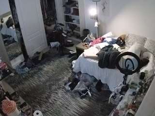 voyeurcam-hornyhostel-02 webcam model stream image