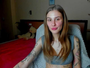 Sunny-Mila webcam model stream image
