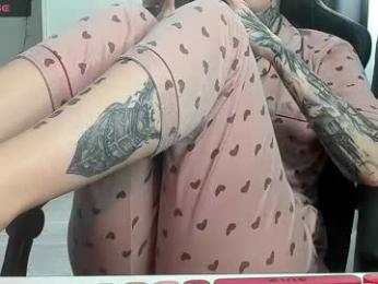 _feralberry__ webcam model stream image