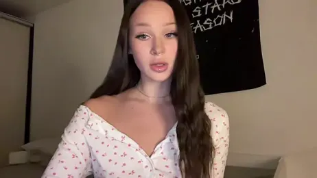 ur_molly webcam model stream image
