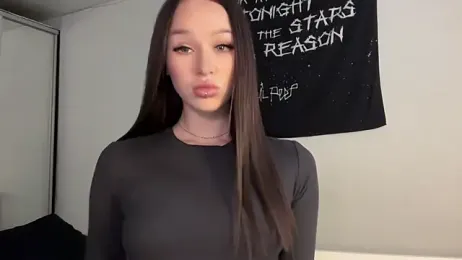 ur_molly webcam model stream image