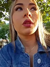 Natasanz webcam model stream image
