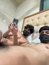 zxcvgf12300 webcam stripchat model stream image