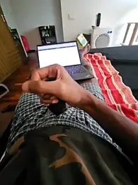 16Hose webcam model stream image