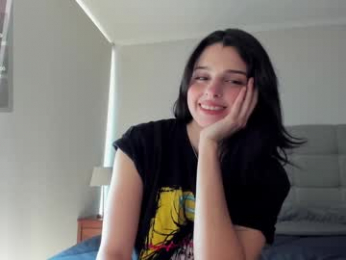 yourfreakygirl webcam model stream image
