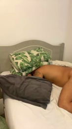 Romaninhoo webcam model stream image
