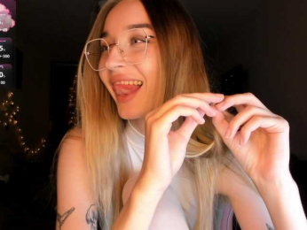 Polikinesis webcam model stream image