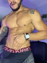 ARON_TAYLER01 webcam model stream image