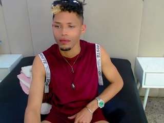 ryan-bigcock webcam model stream image