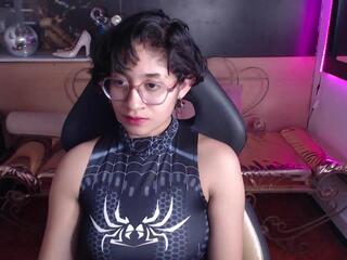 Lilii Gomez webcam model stream image