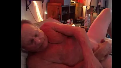 Pussyeat2please webcam model stream image