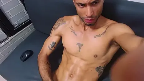 Adrian_Brooks_ webcam model stream image