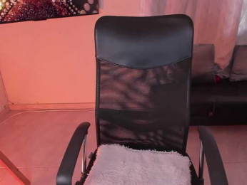 PaulinaBelush webcam model stream image