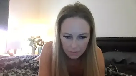 imyourgoodgirl69 webcam model stream image