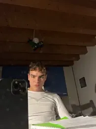 denisss07 webcam model stream image