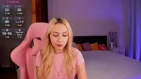 LanaMiracle webcam model stream image