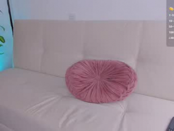 niico_18 webcam model stream image
