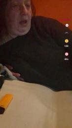 chattehumide2 webcam model stream image