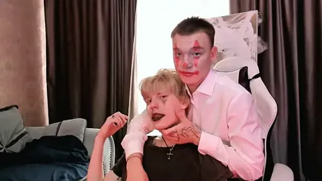 Kevin_Derek webcam model stream image