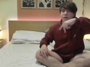 frenchhornybibs webcam model stream image