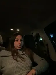 DoriDeluxe66 webcam model stream image