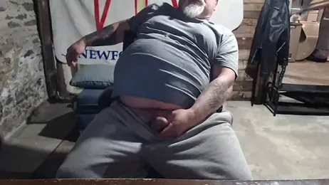 Newfiesausage1972 webcam model stream image