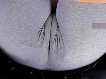 Kira-Kell webcam model stream image