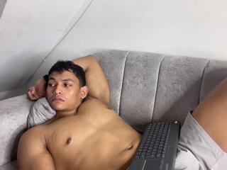 Karl Mendez webcam model stream image