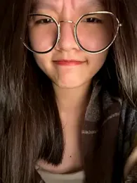 Krixxi22 webcam model stream image