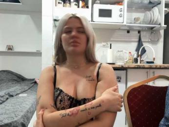 KittyC0IN-Commisar-Midas webcam bongacams model stream image