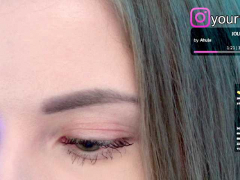 VikkiExtraCheese webcam model stream image