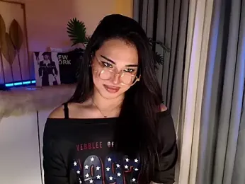 magnificent_kitana webcam model stream image