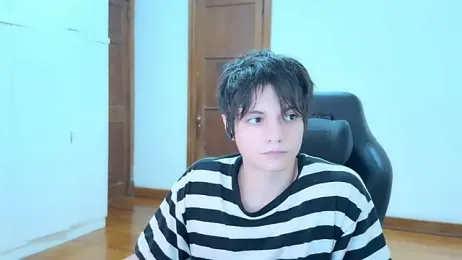 SasukeUhchiaa webcam model stream image