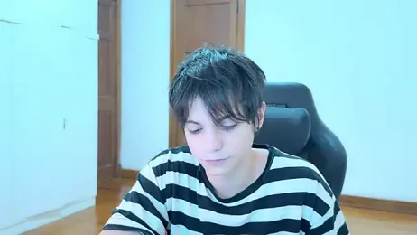 SasukeUhchiaa webcam model stream image