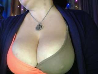 viplllaravip webcam model stream image