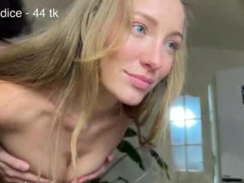 flaming_hotty webcam model stream image