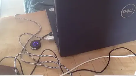 eauminerale webcam model stream image