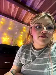 Sophia_Weest99 webcam stripchat model stream image